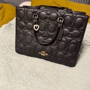 Soldddd Coach Black Embossed Maggie Tote